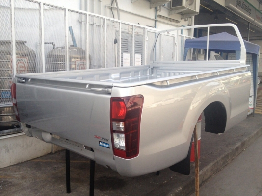 กระบะหลัง ALLNEW ISUZU ตอนเดียว สีบอนเงิน กระบะหลัง ALLNEW ISUZU ตอนเดียว สีบอนเงิน