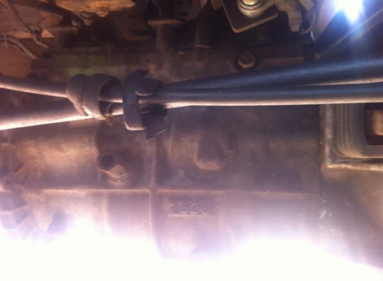 ขายหกล้อNPR เครื่อง4BE1 เบรคทิฟฟี่ พวงมาลัยพาวเวอร์ แอร์เย็นฉ่ำ เกียร็อกกี้6เกียเดินหน้า เฟืองท้ายFBR กระบะยาว4.50เมตร กว้าง2.30เมตร คัสซีสวย เครื่องดี พร้อมใช้ทะเบียนพร้อมโอน