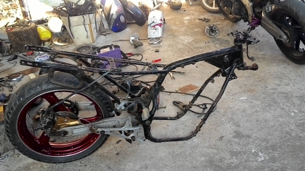 ขายเล่มทะเบียน และเฟรม Honda CBX400F