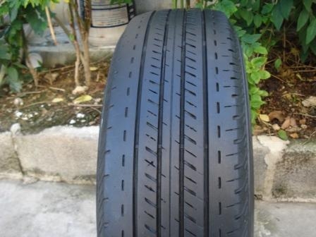 ขายยางอะไหล่ 1 เส้น 205-70-15 Brigestone duravis ปี 12 600บาท