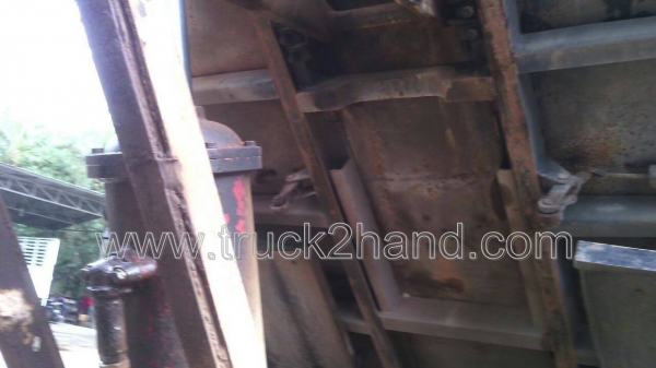 รถบรรทุก 6 ล้อดั้ม HINO KL300  165  แรงม้า   6  สูบ   พวงมาลัยพาวเวอร์