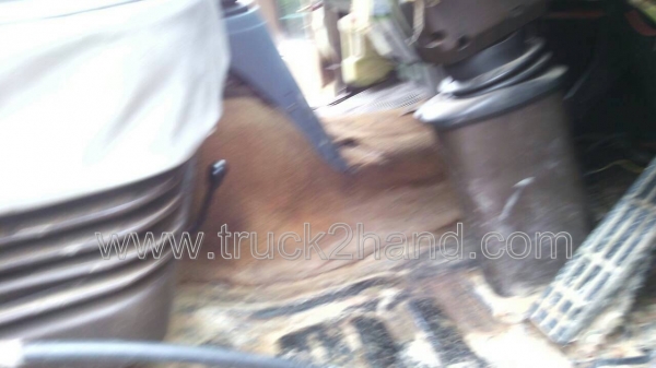 รถบรรทุก 6 ล้อดั้ม HINO KL300  165  แรงม้า   6  สูบ   พวงมาลัยพาวเวอร์