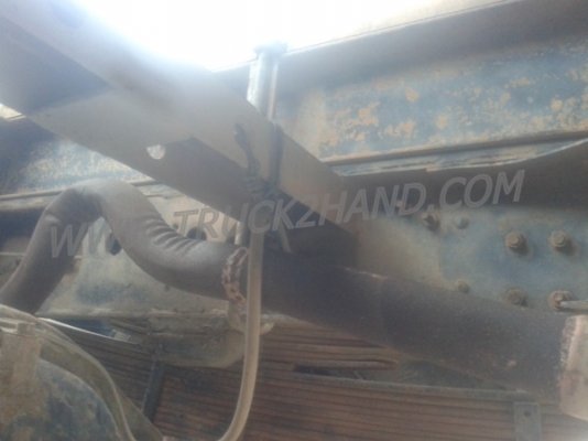 รถบรรทุก 6 ล้อดั้ม HINO KL300  165  แรงม้า   6  สูบ   พวงมาลัยพาวเวอร์