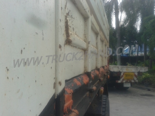 รถบรรทุก 6 ล้อดั้ม HINO KL300  165  แรงม้า   6  สูบ   พวงมาลัยพาวเวอร์