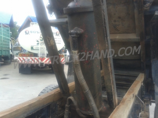 รถบรรทุก 6 ล้อดั้ม HINO KL300  165  แรงม้า   6  สูบ   พวงมาลัยพาวเวอร์