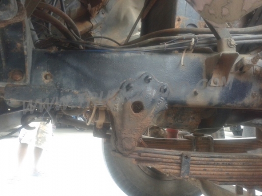 รถบรรทุก 6 ล้อดั้ม HINO KL300  165  แรงม้า   6  สูบ   พวงมาลัยพาวเวอร์