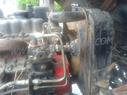 รถบรรทุก 6 ล้อดั้ม HINO KL300  165  แรงม้า   6  สูบ   พวงมาลัยพาวเวอร์