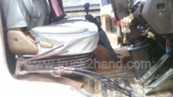 รถบรรทุก 6 ล้อดั้ม HINO KL300  165  แรงม้า   6  สูบ   พวงมาลัยพาวเวอร์