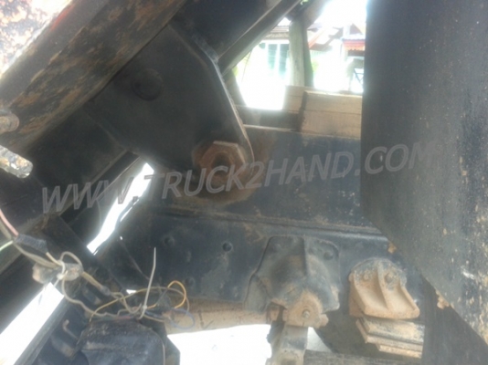 รถบรรทุก 6 ล้อดั้ม HINO KL300  165  แรงม้า   6  สูบ   พวงมาลัยพาวเวอร์