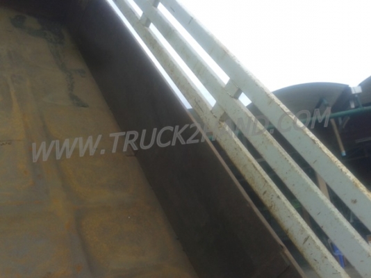 รถบรรทุก 6 ล้อดั้ม HINO KL300  165  แรงม้า   6  สูบ   พวงมาลัยพาวเวอร์