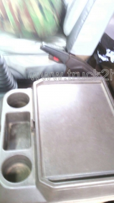 รถบรรทุก 6 ล้อดั้ม HINO KL300  165  แรงม้า   6  สูบ   พวงมาลัยพาวเวอร์