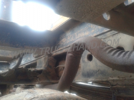 รถบรรทุก 6 ล้อดั้ม HINO KL300  165  แรงม้า   6  สูบ   พวงมาลัยพาวเวอร์