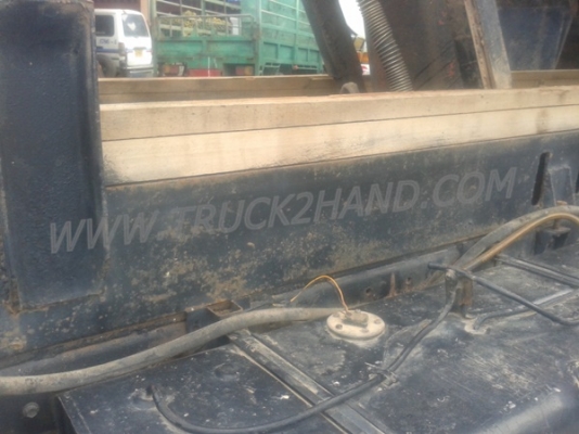 รถบรรทุก 6 ล้อดั้ม HINO KL300  165  แรงม้า   6  สูบ   พวงมาลัยพาวเวอร์