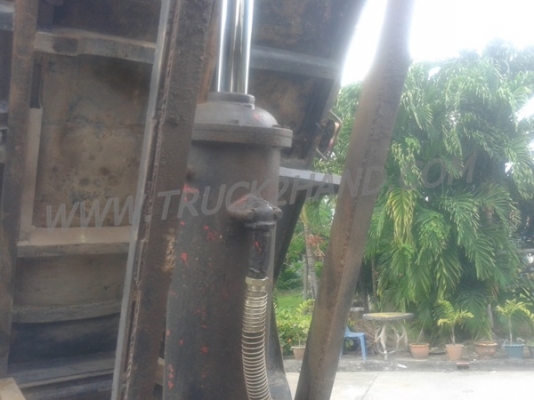 รถบรรทุก 6 ล้อดั้ม HINO KL300  165  แรงม้า   6  สูบ   พวงมาลัยพาวเวอร์