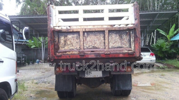 รถบรรทุก 6 ล้อดั้ม HINO KL300  165  แรงม้า   6  สูบ   พวงมาลัยพาวเวอร์