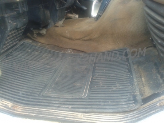 รถบรรทุก 6 ล้อดั้ม HINO KL300  165  แรงม้า   6  สูบ   พวงมาลัยพาวเวอร์