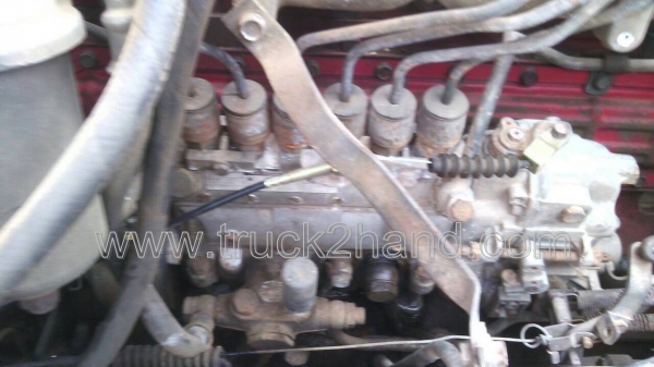 รถบรรทุก 6 ล้อดั้ม HINO KL300  165  แรงม้า   6  สูบ   พวงมาลัยพาวเวอร์