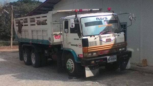 ขายดาวน์ F18 เครื่อง HO7D กระสามมิตร เครื่อง 195 แรง ราคา 790,000 บาท