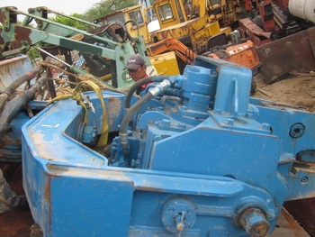 ขาย - ตัวตอกชีทไพล์ VIBRO HAMMER สำหรับ รถขุด PC 200-300 ใช้ระบบน้ำมันไฮโดรลิค ขาย - ตัวตอกชีทไพล์ VIBRO HAMMER สำหรับ รถขุด PC 200-300 ใช้ระบบน้ำมันไฮโดรลิค