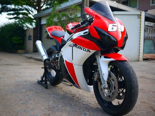 ขาย Cbr400 พร้อมทะเบียนแท้ แฟริ่ง Cbr1000 08 เครื่องดีเลย ขาย Cbr400 พร้อมทะเบียนแท้ แฟริ่ง Cbr1000 08 เครื่องดีเลย