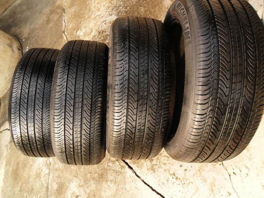 ยางขอบ17 ปี12 มิชลิน 225-50 R17ดอกหนามาก90\%(4เส้น3,900บ)