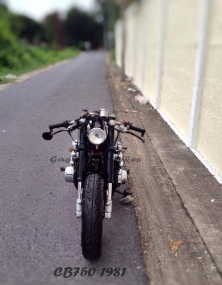 cb750 ทะเบียนแท้ พร้อมโอนครับ แต่งนิดหน่อย >>>> cb750 ทะเบียนแท้ พร้อมโอนครับ แต่งนิดหน่อย >>>>
