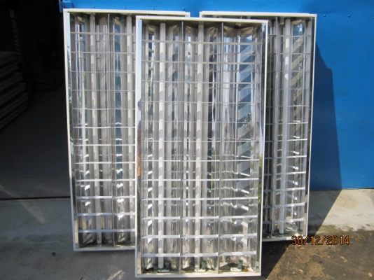 มาใหม่ชุดโคมไฟนิออน แบบ 3 หลอด ครบชุดพรอ้มใช้งาน