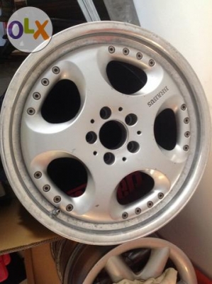 ขายล้อ brabus block 4 สองชิ้น หน้า 8.5 et 30หลัง 9.5 et 30 ขาย 12000