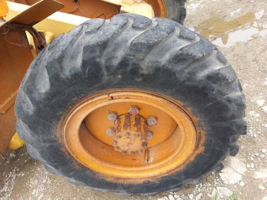 รถตัก FURUKAWA FL-60a นำเข้าจากญี่ปุ่น สวย พร้อมใช้งาน ขายถูก 090-986-2521 รถตัก FURUKAWA FL-60a นำเข้าจากญี่ปุ่น สวย พร้อมใช้งาน ขายถูก 090-986-2521