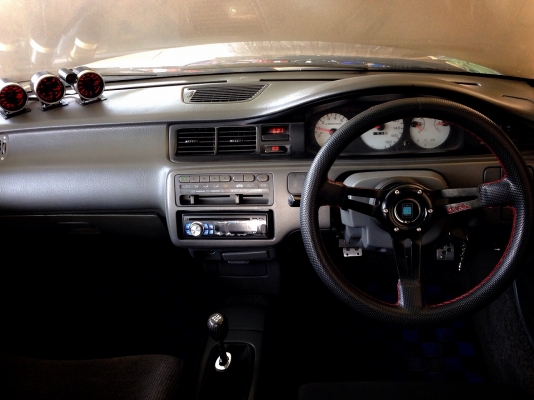 ขาย EG3D เครื่องB18CR ฝาแดง แรงๆ ภายในนอก ซันลูปไฟฟ้า ดิส4ล้อ เกียร์เต็ด ครัชexedy ของซิ่งเต็มคัน