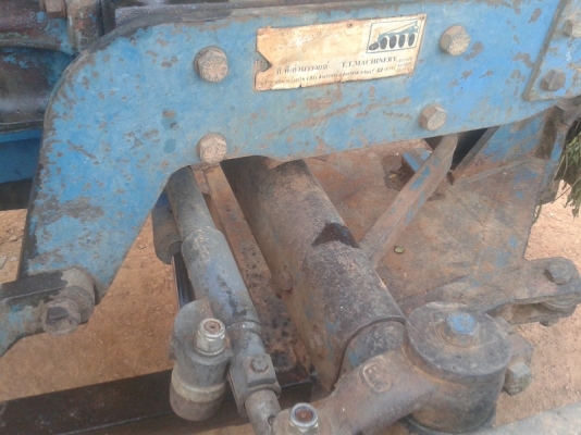 ยกเลิกการขาย รถไถฟอร์ด6600 มีทะเบียนพร้อมโอน เจ้าของขายคัน2เพลาไปแทนแล้วครับ คันนี้เลยเอาไว้ใช้