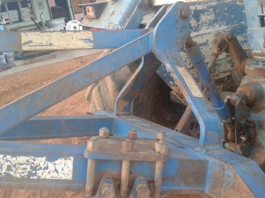 ยกเลิกการขาย รถไถฟอร์ด6600 มีทะเบียนพร้อมโอน เจ้าของขายคัน2เพลาไปแทนแล้วครับ คันนี้เลยเอาไว้ใช้