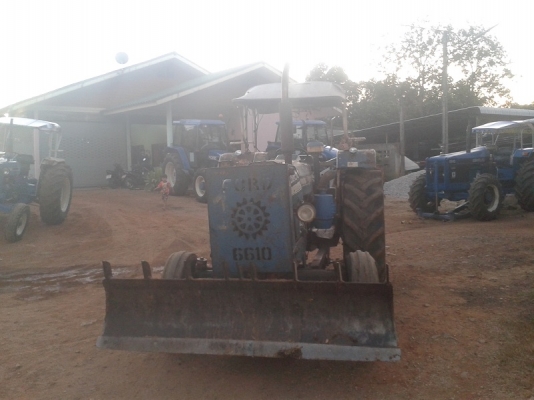 ยกเลิกการขาย รถไถฟอร์ด6600 มีทะเบียนพร้อมโอน เจ้าของขายคัน2เพลาไปแทนแล้วครับ คันนี้เลยเอาไว้ใช้