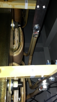 ขายตู้แปลงไฟพร้อมตัวปรับแรงดันไฟฟ้าให้คงที่มี 3ตู้ๆละ150,000 บาท