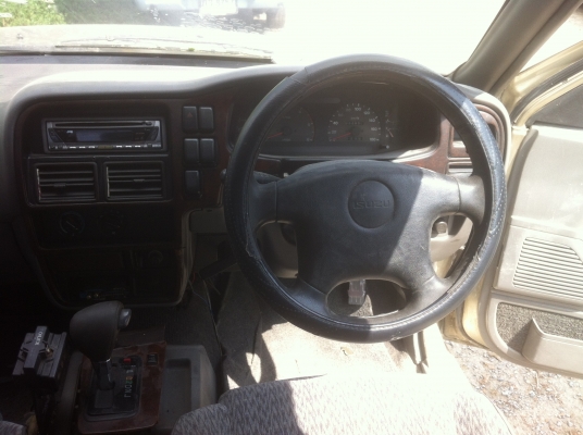 ขาย ISUZU 28 SLX SPACECAB TURBO โฉม DRAGON ปี98 ตัวทอป