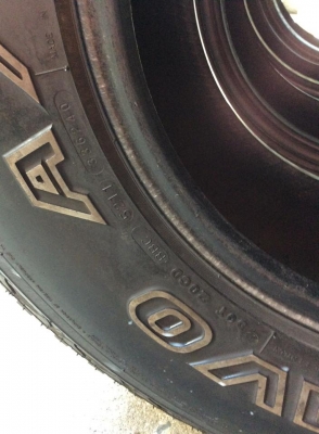 ยาง MAXXIS BRAVO AT 31-10.5-15 ดอกน้องๆยางไหม่ 1ชุดครับ ถูกๆ