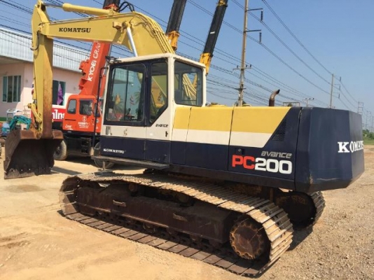 ขายรถแบคโฮ KOMATSU PC200-5 ระบบไฟฟ้าเต็ม แทรคเหล็ก 80 ซม. สภาพสวยพร้อมใช้ นำเข้าจากญี่ปุ่น มีVDOการทำงานครับ