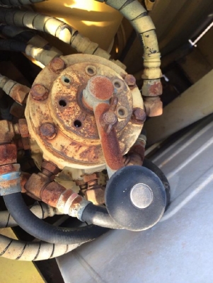 ขายรถแบคโฮ KOMATSU PC200-5 ระบบไฟฟ้าเต็ม แทรคเหล็ก 80 ซม. สภาพสวยพร้อมใช้ นำเข้าจากญี่ปุ่น มีVDOการทำงานครับ