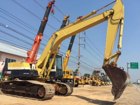 ขายรถแบคโฮ KOMATSU PC200-5 ระบบไฟฟ้าเต็ม แทรคเหล็ก 80 ซม. สภาพสวยพร้อมใช้ นำเข้าจากญี่ปุ่น มีVDOการทำงานครับ