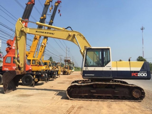 ขายรถแบคโฮ KOMATSU PC200-5 ระบบไฟฟ้าเต็ม แทรคเหล็ก 80 ซม. สภาพสวยพร้อมใช้ นำเข้าจากญี่ปุ่น มีVDOการทำงานครับ