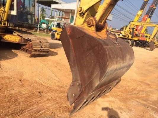 ขายรถแบคโฮ KOMATSU PC200-5 ระบบไฟฟ้าเต็ม แทรคเหล็ก 80 ซม. สภาพสวยพร้อมใช้ นำเข้าจากญี่ปุ่น มีVDOการทำงานครับ