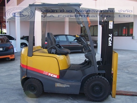 ขายรถ โฟล์คลิฟท์ TCM รุ่น FHD15T3