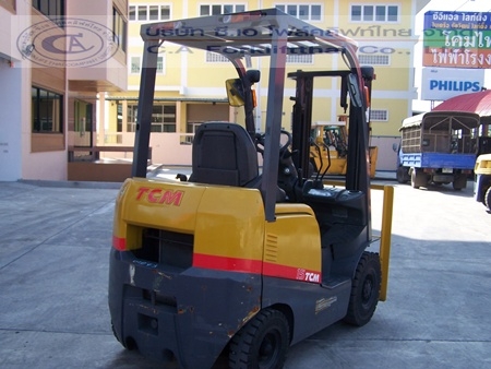 ขายรถ โฟล์คลิฟท์ TCM รุ่น FHD15T3