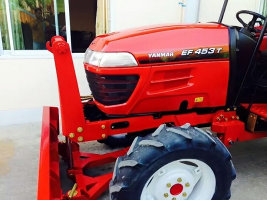 จัดโปรส่งท้ายปี 1 คันเท่านั้น..ยันร์ม่า EF 453 T 4WD  ใบมีดดันหน้า