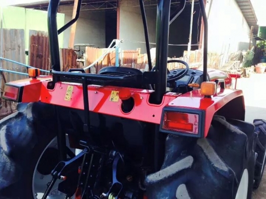 จัดโปรส่งท้ายปี 1 คันเท่านั้น..ยันร์ม่า EF 453 T 4WD  ใบมีดดันหน้า