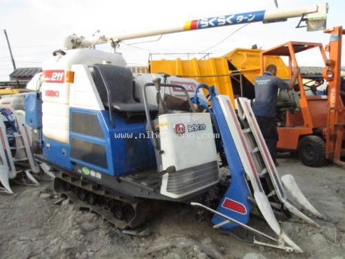 รถเกี่ยวข้าวนั่งขับ     ISEKI     HA211GR   รหัสสินค้า : 14002152    หรือเพิ่มเติมไดที่ www.nihonmono.com