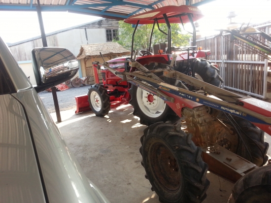 รถไถสยามคูโบต้า NC131 เดิมๆไม่เคยแกะสภาพดี มี 2 ตัวตัวละ 17000