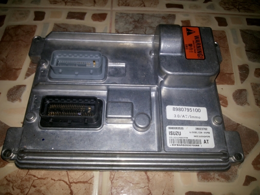 ขายกล่องecu ดีแม็กซ์ก่อนออนิว