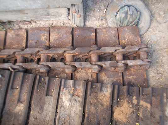 ขายโซ่แม็คโคร 120-3 สภาพดี บูตไม่แตก ริ่งค์ยังหนา ประมาณ 80 เปอร์เซ็นต์ พร้อมใบแท็คยาว 50 ซม.