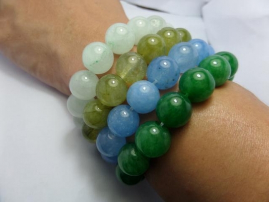 ข้อมือหินสี ข้อมือหินสี